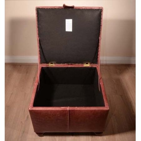 "Footbox" Chesterfield Hocker