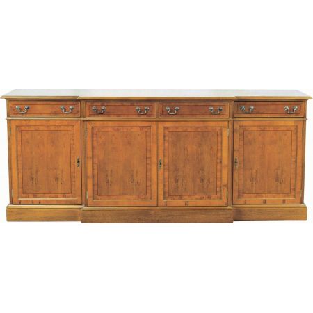 Großes Breakfront Sideboard mit 4 Türen, gefertigt im Georgian Stil