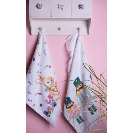 Clayre & Eef Gästehandtuch 40x66 cm Lila Baumwolle Kaninchen Rechteckig