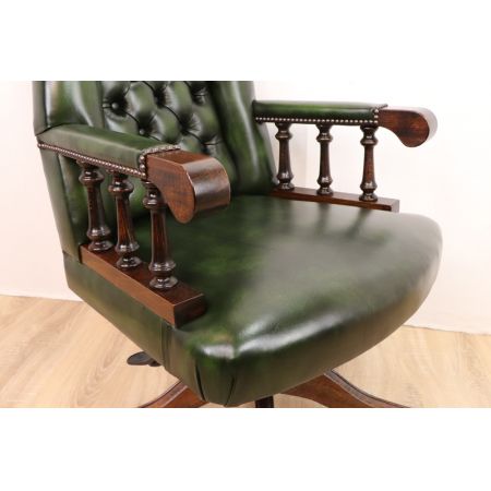 "Acolswivel" Chesterfield Drehstuhl, in Birch Antique Green, sofort lieferbar