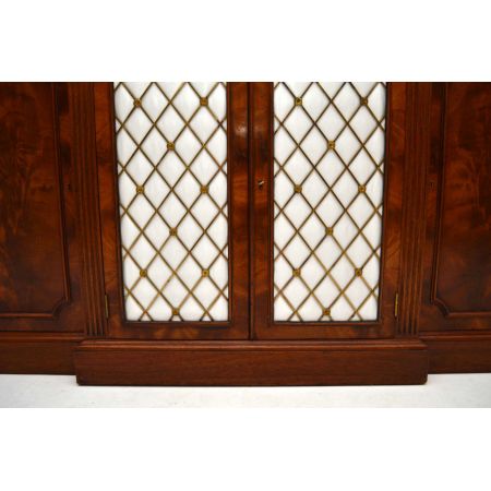 Antikes Mahagoni Front Sideboard