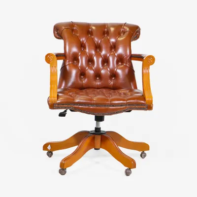 Chesterfield Drehstuhl "Officer Swivel" aus Anilinleder in Cognac