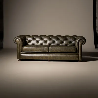 Grünes Chesterfield Sofa 3-Sitzer „Milford“ in Leder Saloon Green