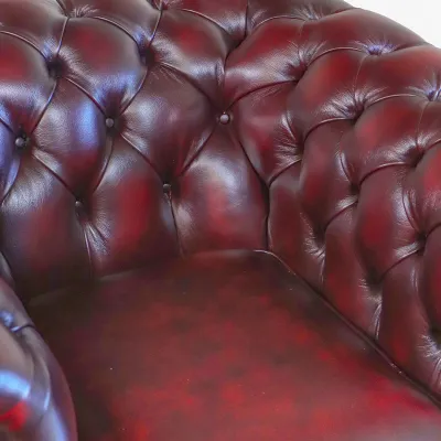 "Windsor Classic" in Rot