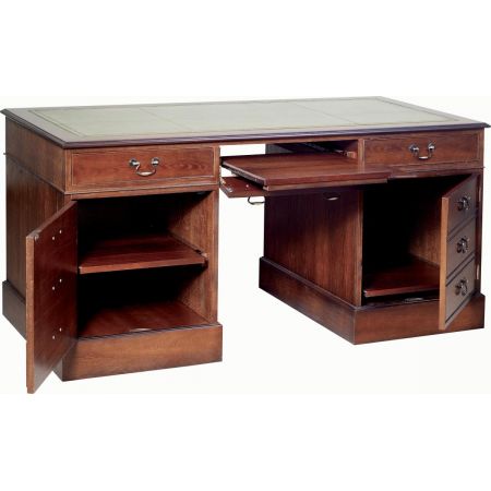 Großer Arbeitsplatz "Computer Workstation"