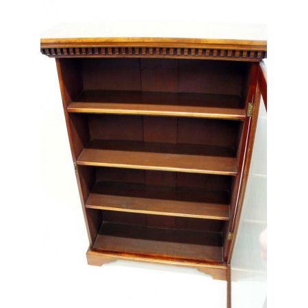 Virktorianisches antikes Bücherregal