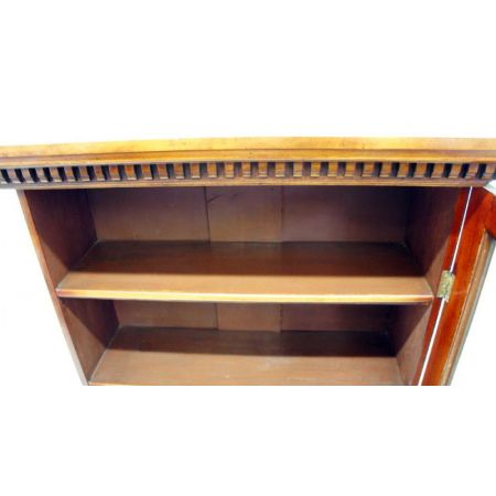 Virktorianisches antikes Bücherregal