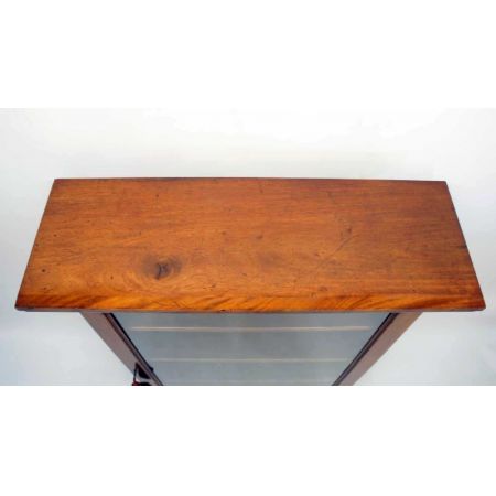 Virktorianisches antikes Bücherregal