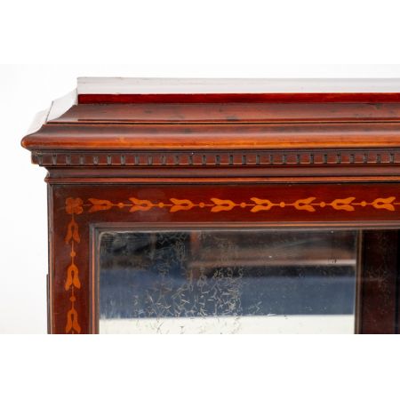 Verglastes Bücherregal mit Mahagoni