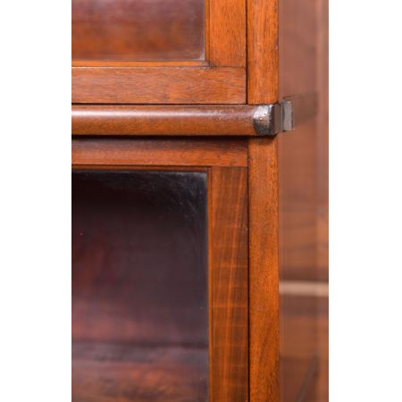 Edwardianisches Globe Wernicke Bookcase