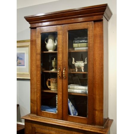 Englisches Bookcase aus dem späten 19. Jahrhundert