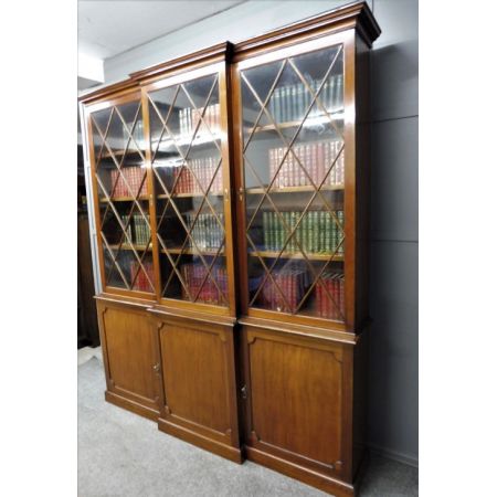 Großes edwardianisches Breakfront Bookcase