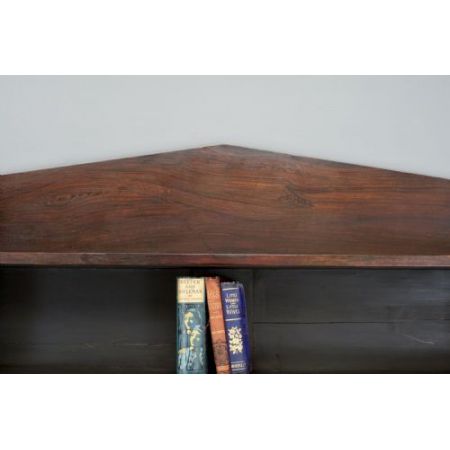 Antikes offenes Bücherregal