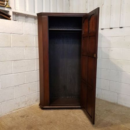 antique oak hall wardrobe ca. 1920 Jh