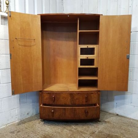 antique Walnut wardrobe ca. 1920 Jh.