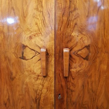 antique Walnut wardrobe ca. 1920 Jh.