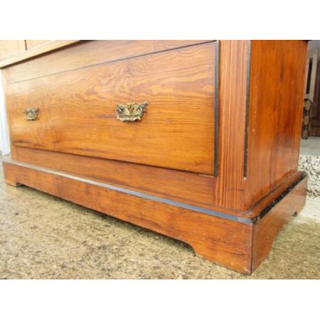 victorian Yew Wardrobe, Kleiderschrank ca. 1870 Jh.