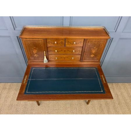 inlaid mahogany bonheur du jour by jas shoolbred & co. ca. 1900 Jh.