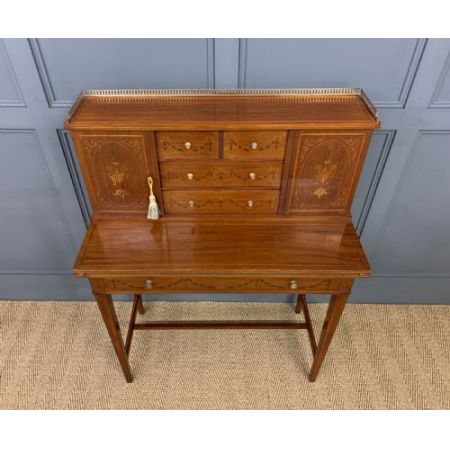 inlaid mahogany bonheur du jour by jas shoolbred & co. ca. 1900 Jh.