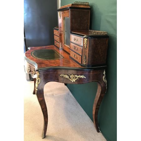 superb quality bonheur  du  jour, writing table. walnut desk, ca.1870 Jh.