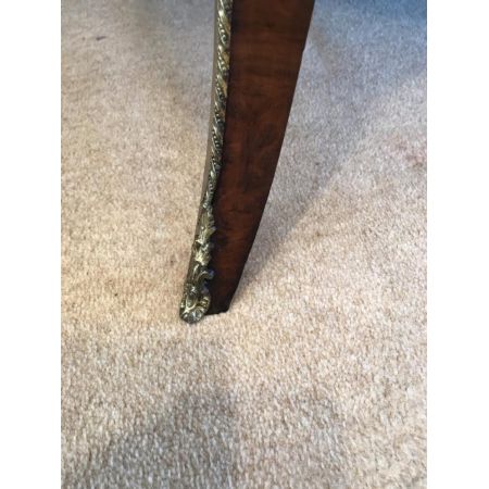 superb quality bonheur  du  jour, writing table. walnut desk, ca.1870 Jh.