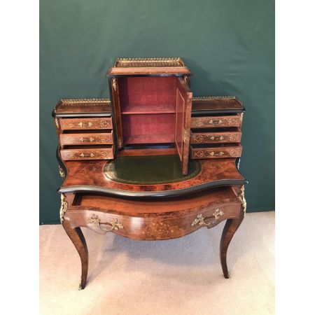 superb quality bonheur  du  jour, writing table. walnut desk, ca.1870 Jh.