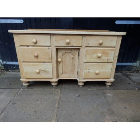 Viktorian pine dresser ca 1900