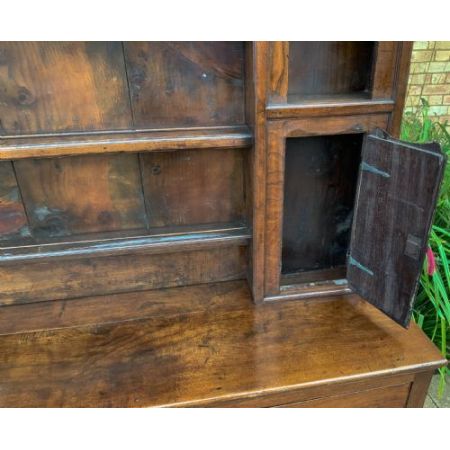 Antiker Dresser aus massiver Eiche, ca. 1820 Jh.