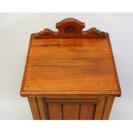 edwardian mahogany  bedside cabinet ca. 1900 Jh.