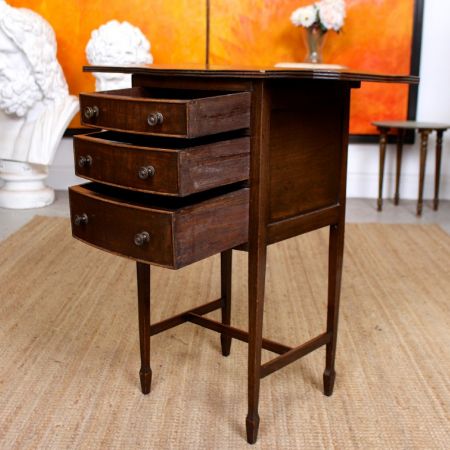 chest of drawers mahogany ca. 19 Jh. kleine Kommode