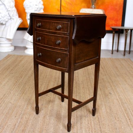 chest of drawers mahogany ca. 19 Jh. kleine Kommode
