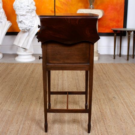 chest of drawers mahogany ca. 19 Jh. kleine Kommode