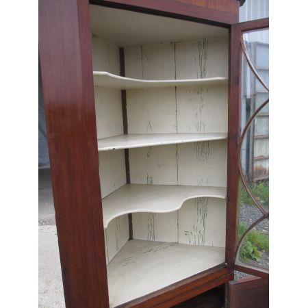 georgian corner cabinet cupboard ca 18. Jh.