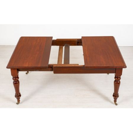 Antiker Esstisch im Viktorian Stil