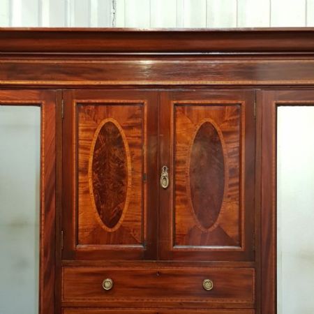 Antiker edwardianischer Kleiderschrank