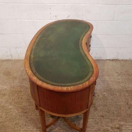 Antiker sheraton revival Desk aus Satinholz des späten 19. Jahrhunderts