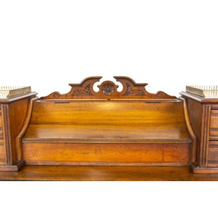 Antiker viktorianischer Nussbaum Schreibtisch