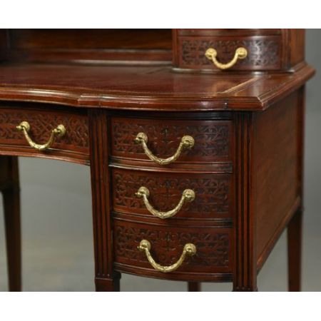 Edwards & Roberts Mahagoni Ladys Desk