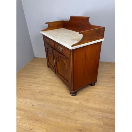 Mahagoni Anrichte mit weißer Carrara-Marmor Auflage