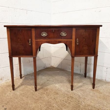 Antikes edwardianisches Sideboard mit Bow Front aus Mahagoni  c1900