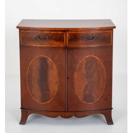 Sideboard / Side Cabinet Hepplewhite Stil