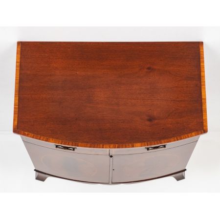 Sideboard / Side Cabinet Hepplewhite Stil