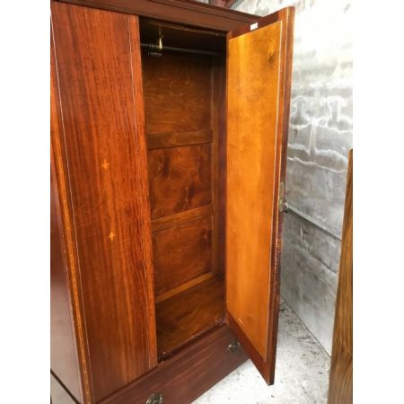 Edwardianischer Kleiderschrank aus Mahagoniholz mit eingebautem Spiegel