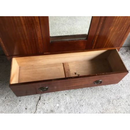 Edwardianischer Kleiderschrank aus Mahagoniholz mit eingebautem Spiegel