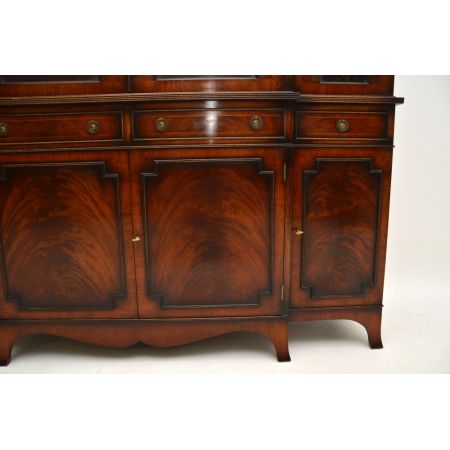 Antikes Mahagoni Breakfront Bookcase, Regency Style, ca. 1920