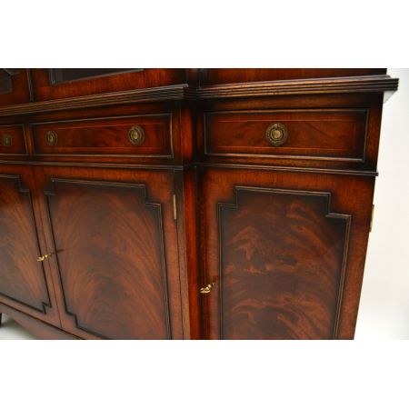 Antikes Mahagoni Breakfront Bookcase, Regency Style, ca. 1920