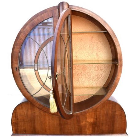 Verglaste Vitrine mit runden Türen im Art Deco Stil