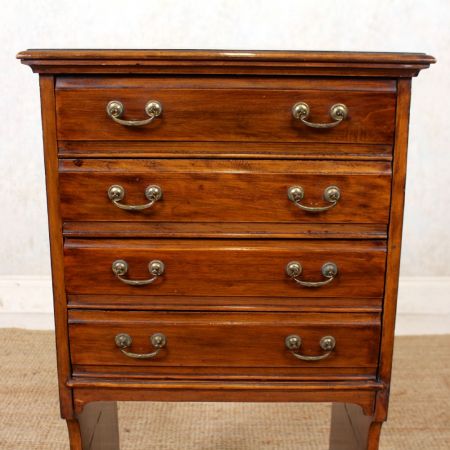 Original antiker Musikschrank aus massivem Mahagoniholz