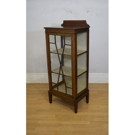 Edwardianische Vitrine