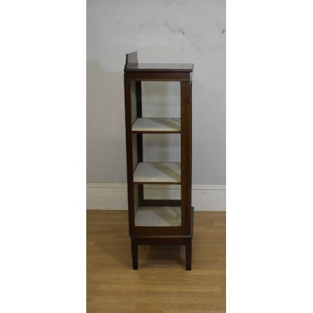 Edwardianische Vitrine